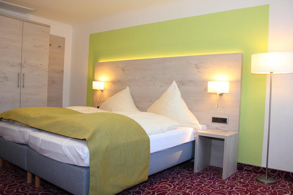 Hotel Buegener Gronau  Pokoj fotografie